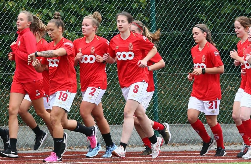 Entraînements au Standard de Liège pour les jeunes filles