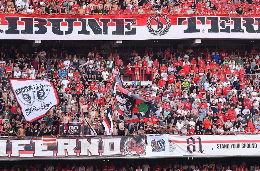 Les supporters du Standard de Liège se mobilisent face à la crise du Coronavirus